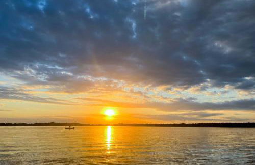 Airy Cottage Close to Rock Lake with Fire Pit! - Foto 37