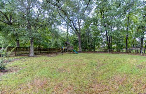 Spacious 5 Bed Home with Massage Chair and Futsball Table - Foto 26