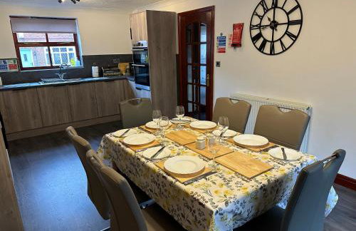 Eric House - Photo 8