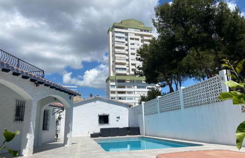 Villa con piscina a un paso de la playa - Photo 22