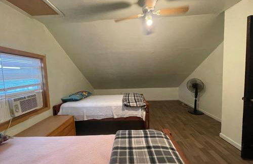 Buffalo 4BR Home 5 Beds, Near Airport & Downtown - Foto 8