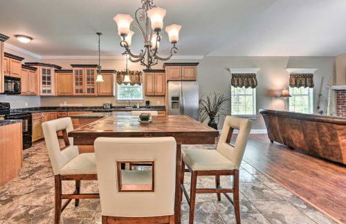 Gorgeous Home with Fireplace, Near St Louis Bay - Foto 3