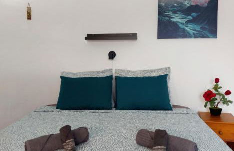 Private Sunny Terrace Studio - Secure Bike or Board Lockup - Foto 9