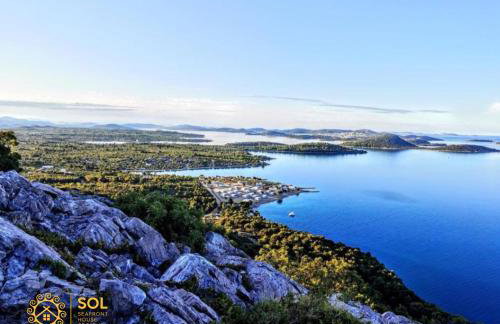 SOL- Seafront House Croatia: your holiday first row to the beach - Photo 8