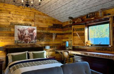 Willow Court Farm-Studio North & Petting Farm, 8 mins from Legoland & Windsor, 15 mins from Lapland UK - Photo 15