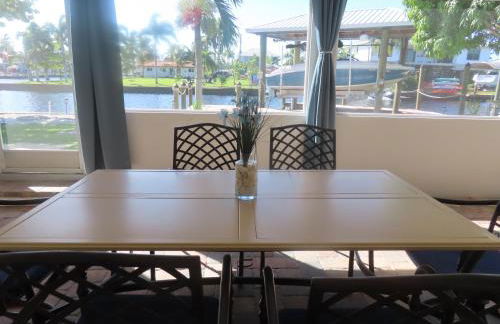 Serene Space! Waterfront Home! - Foto 26