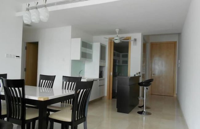 Brunsfield Embassyview Condosuite - Photo 7