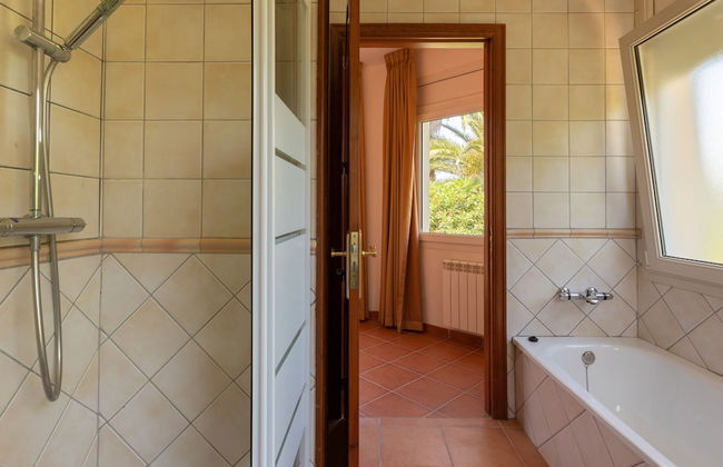 Delux Villa in Vilacolum With Swimming Pool - Foto 27