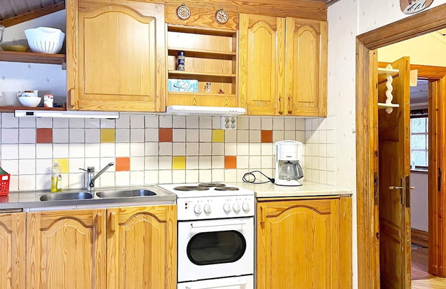 4 Person Holiday Home in Anneby - Foto 9