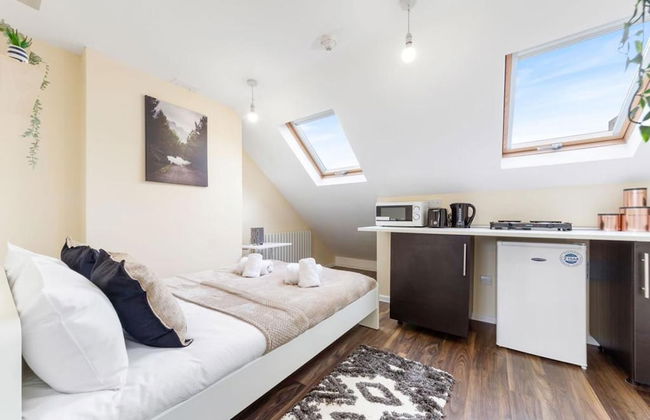 Remarkable 2 Double Bed Ensuite Room Isleworth TW7 - Foto 10