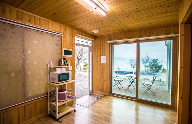 Sea and Sunset Pension - Photo 11