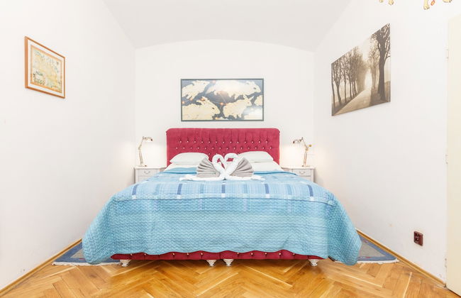 Prague Siesta Apartments - Photo 36