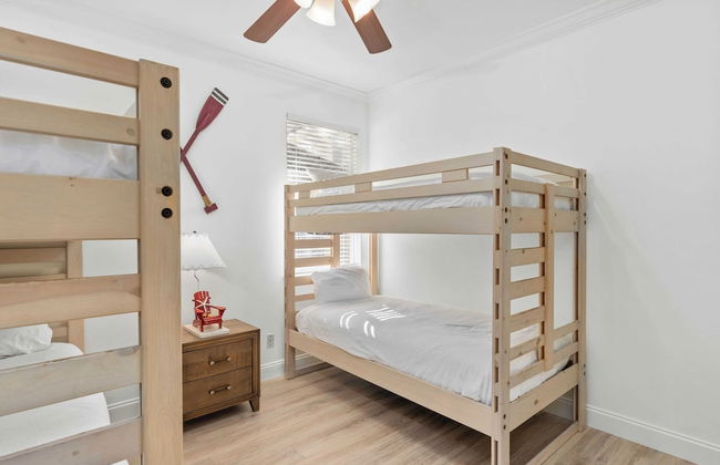 Coral By Avantstay Gorgeous Three Story Home w/ Two Balconies - Foto 19