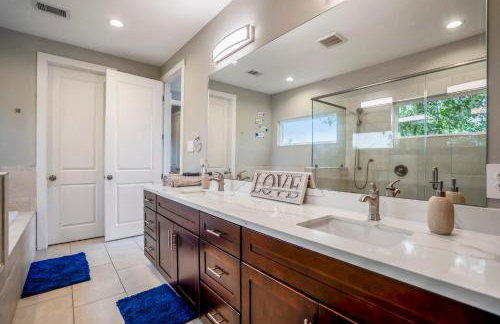 Spacious Luxe Stay , Near DT, MedCtr & NRG, New - Photo 50