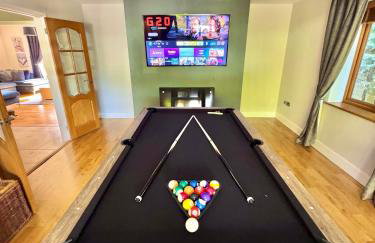 Serene Retreat - Hot Tub - Pool Table - Close to New Forest and Bournemouth Beach - Sleeps 12 - Foto 12