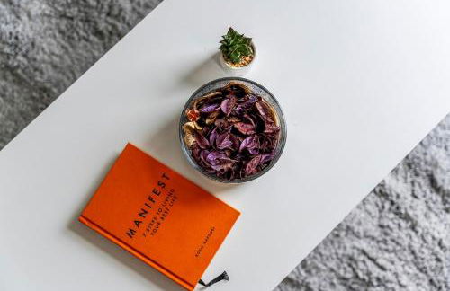 Cozy 1-Bedroom Apartment Steps from Bullring & Victoria Square - Foto 40