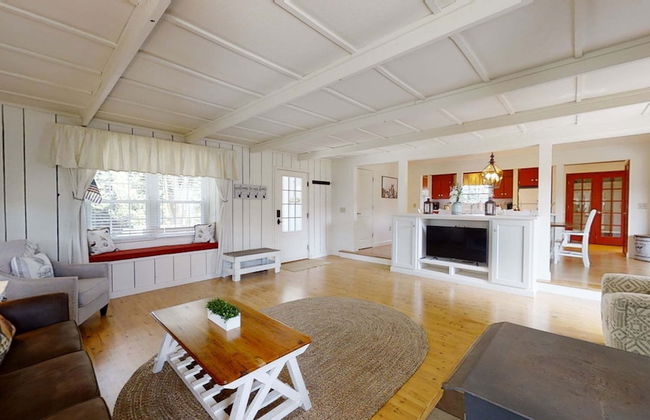 Peace Of Paradise 2 Bedroom Home by RedAwning - Photo 19