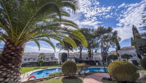 Bajo con Jardín en la Milla de Oro - Foto 2