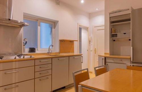 For You Rentals Apartamento Amplio y Elegante en Paseo de la Habana Temporal PDH520 - Photo 26