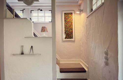 Denkmalgeschütztes Häuschen mit Schwimmteich - Foto 7