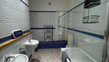 Spacious 2 bed Apt Liverpool City Centre - Foto 5