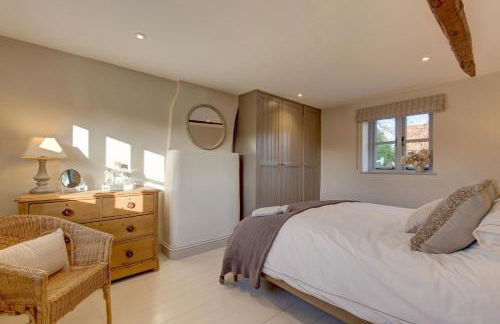 The Flints - Photo 16