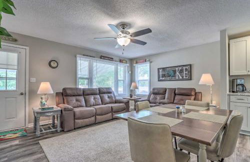 Steps to Lake Cheerful Camdenton Cottage! - Photo 4