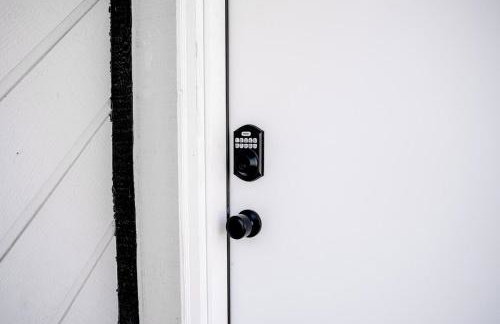 Roasted Blue - 8 min to KU & Mass - Photo 8