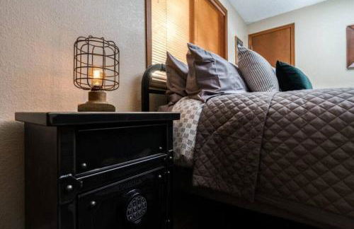 #StayInMyDistrict Eclectic Boise Townhouse near St Als - Foto 27