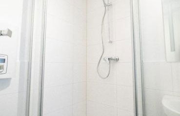 Monteurwohnung-fuer-5-Personen-mit-Balkon-Kueche-Ahrensburg-Naehe-Hamburg-AGRP1203 - Foto 5