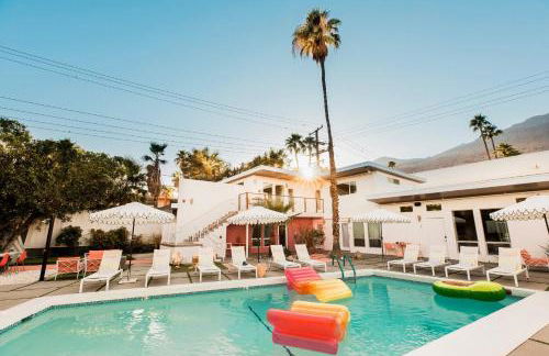 5 Private Rooms, Sleeps 14 Wesley Studio Buyout - Foto 18