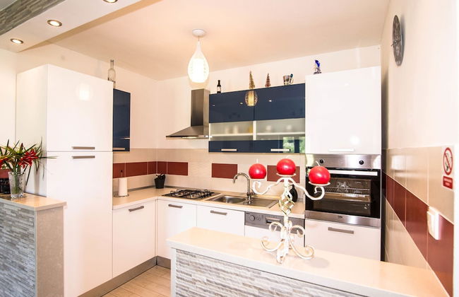 Spacious Apartment, Private Terrace in the Countryside, Wi-fi and Parking - Foto 8