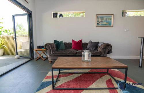 The Hideout-Boutique Cabin, Estuary View & Parking - Foto 2