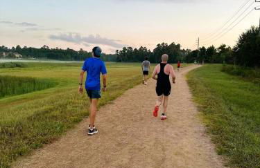 Cozy 4bdrm 3bath Home in The Woodlands - Photo 46