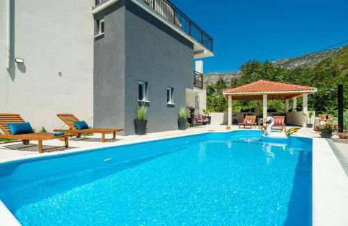 Luxury Villa Emma with Private Pool - Foto 1