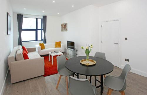 Sapphire House Apartments - Photo 144