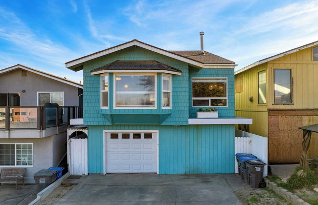 Steps to Beach w/ Patio+deck Foosball Happy Bottom Beach House by Avantstay - Foto 13