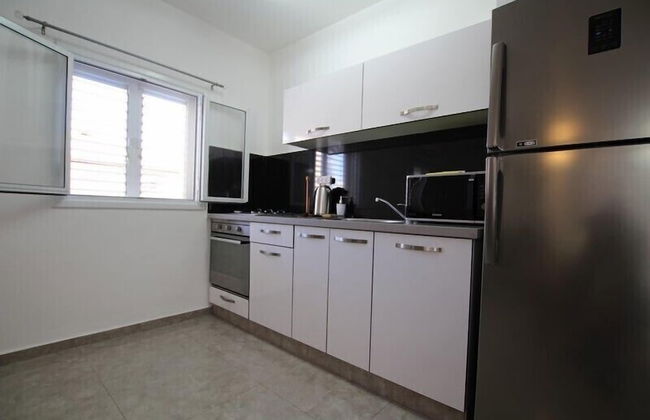 Arendalzrail Apartments Khana Szenes St. - Foto 6