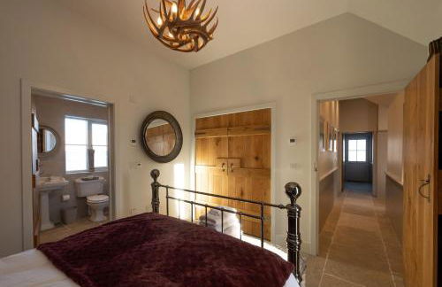 Merlin Steading with hot tub - Photo 9