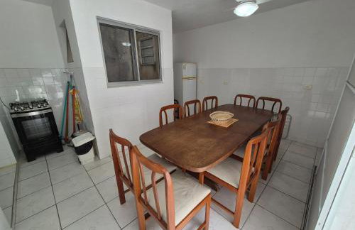 Casa 30mt da praia. Wi-Fi e 3 vagas. Cond fechado - Foto 9