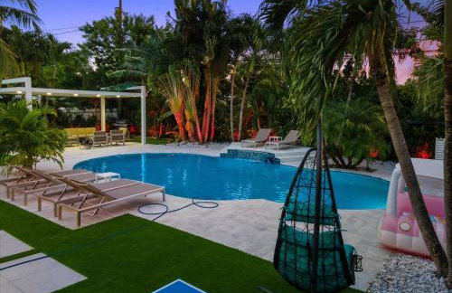 VillaLee-Jungle Palm Island white marble pool Area - Foto 14