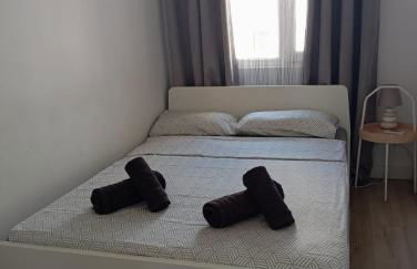 Seaview escape - spacious 3 bed beach apartment & terrace - Foto 8