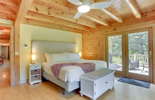 Pocono Dog-Friendly Home on River - Foto 8