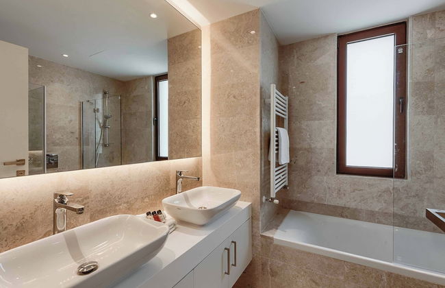 Aphrodite Hills Junior Elite Uj01 - Photo 4