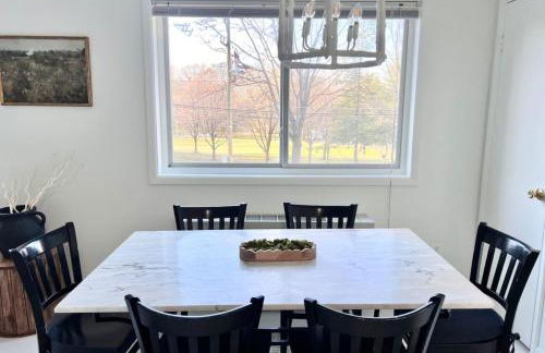 Crystal City Boutique Flats 2BR - Free Parking 2878 - Foto 21