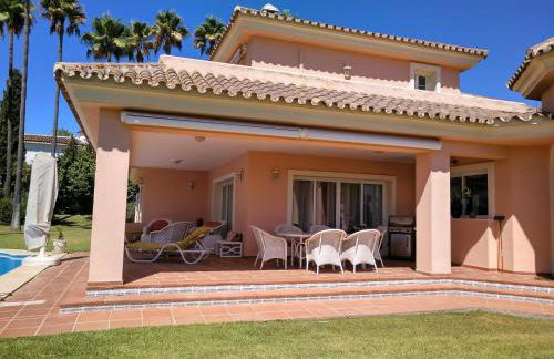 Casa La Familia - Photo 2