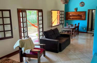 Refúgio em Macacos para até 12 hóspedes com piscina aquecida, 5 suítes e riacho - Foto 12