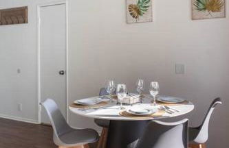 2BD/2BA Apartment in DT ALhambra - Foto 6