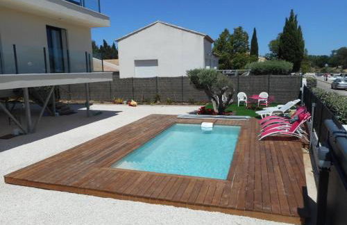 SUPERBE VILLA VUE MER JUSQU'A 14 COUCHAGES La LONDE LES MAURES Entre HYERES et Le LAVANDOU 4 Etoiles PISCINE CHAUFFEE - Foto 12