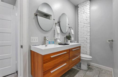 The Columbus Adventure - Photo 26